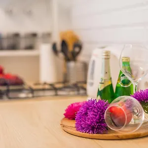 https://sweet-xs.hotels-of-kiev.com