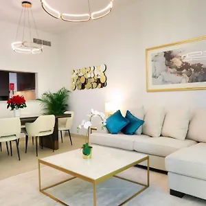 Elegant With Direct Access To Mall شقة